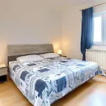 House Eric&paolo By Interhome بولا