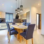 House Eric&paolo By Interhome بيت للعطل بولا
