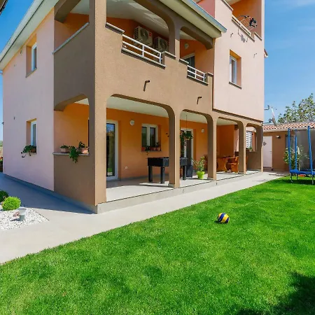 House Eric&paolo By Interhome بولا